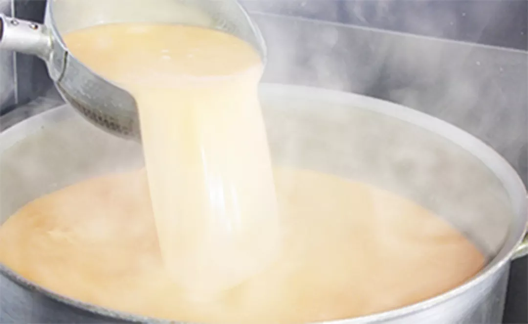 "本物の"豚骨スープとは